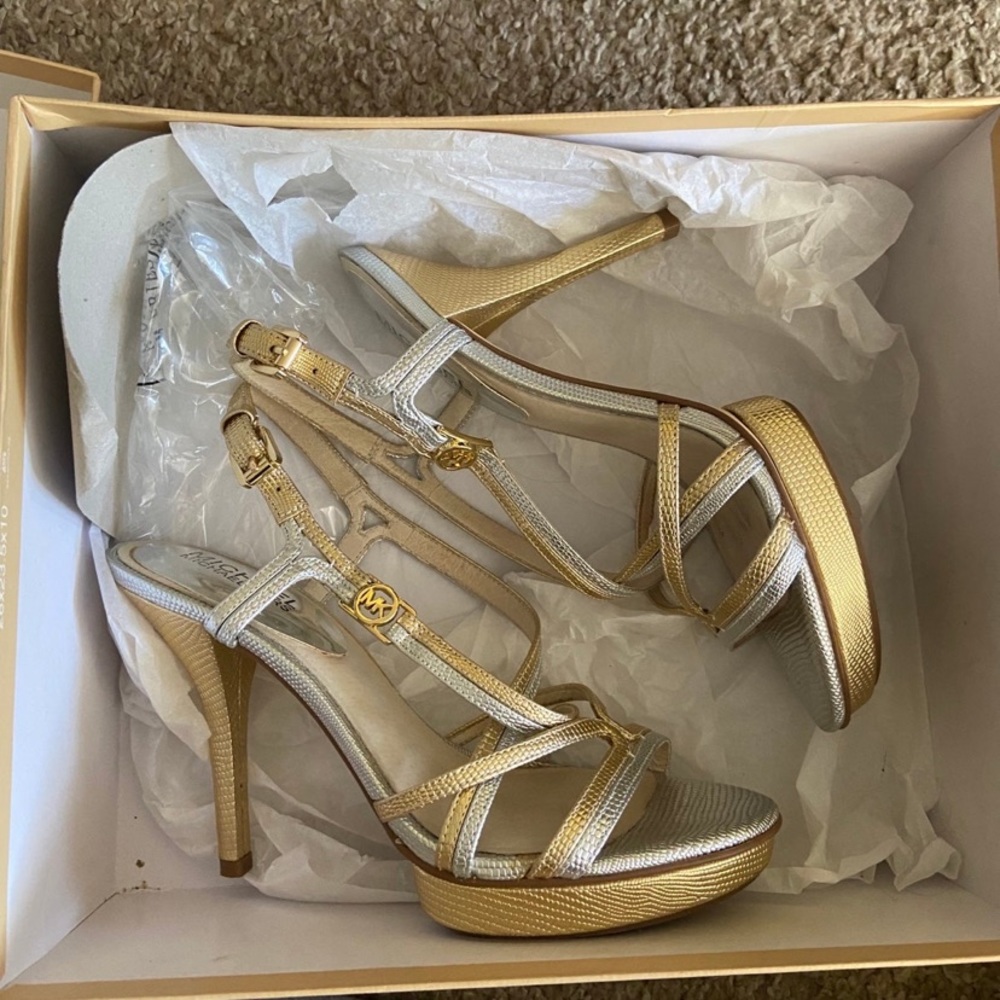 Michael Kors Embossed Metallic leather heels